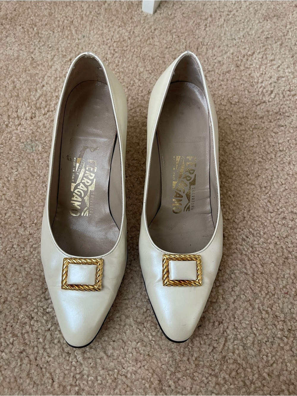 Salvatore Ferragamo Cream Leather Pointed Toe Pumps with Gold Accent